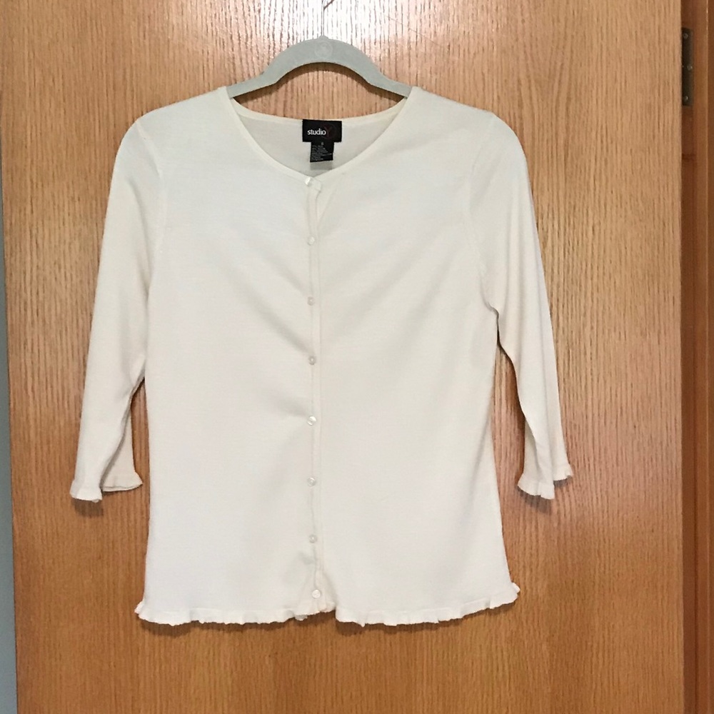 Women’s sweater